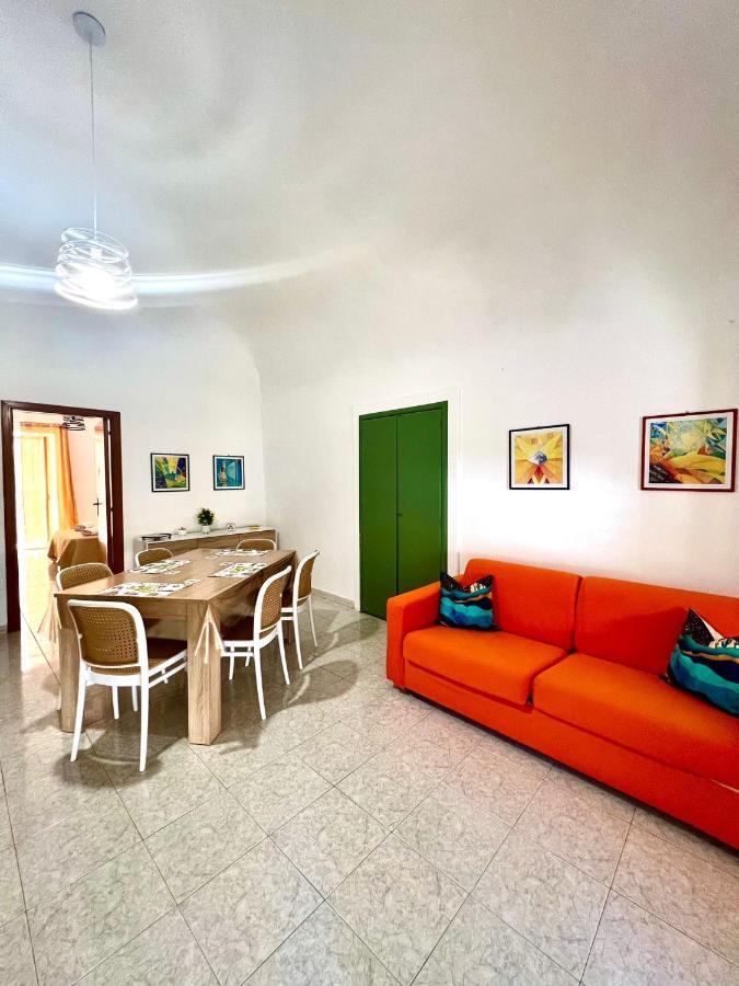 Gira Vota E Furria Villa Santo Stefano di Camastra Buitenkant foto